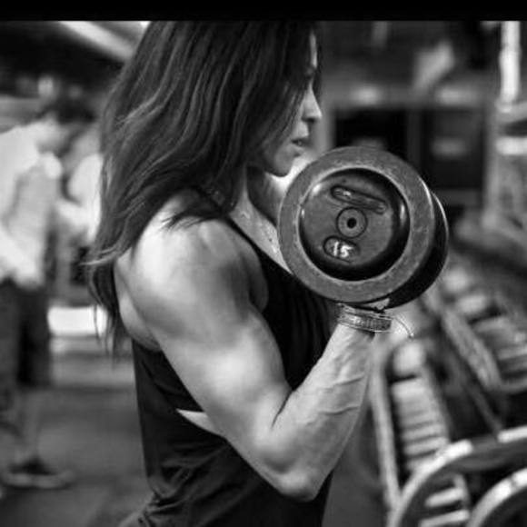 Meet your Posher, Sandi - Picture 1 of 2